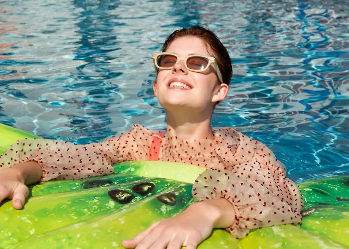 Greet Castres 호텔 3*