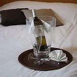 Hotel Greet Castres Saix (Tarn)