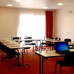 Hotel Greet Castres 3*