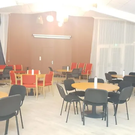 Greet Castres Saix Hotel 3*