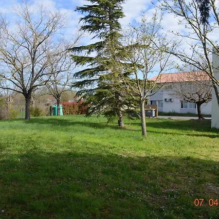 Hotel Greet Castres Saix Saix (Tarn)