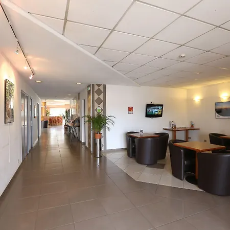 Hotel Greet Castres 3*