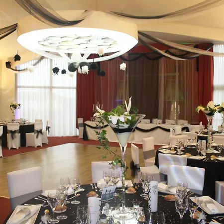 Hotel Greet Castres 3*