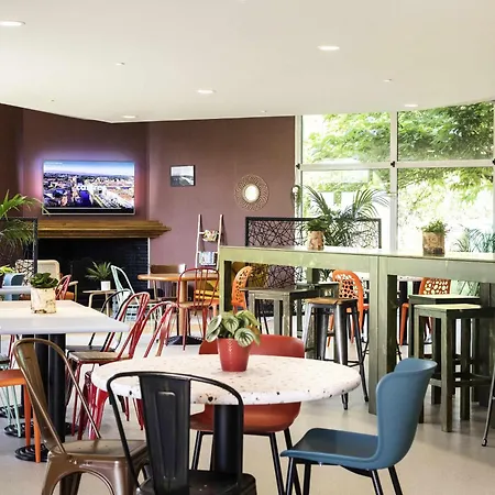 Hotel Greet Castres Saix (Tarn)