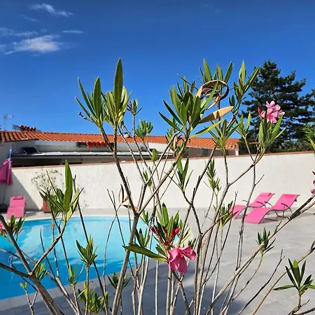 Hotel Greet Castres 3*