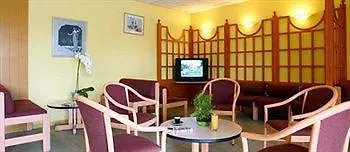 Отель Greet Castres 3*
