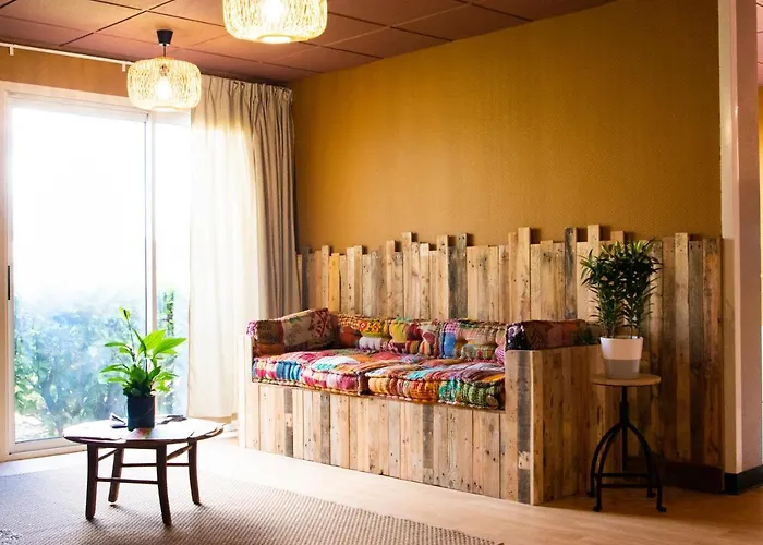 Greet Castres 호텔 3*