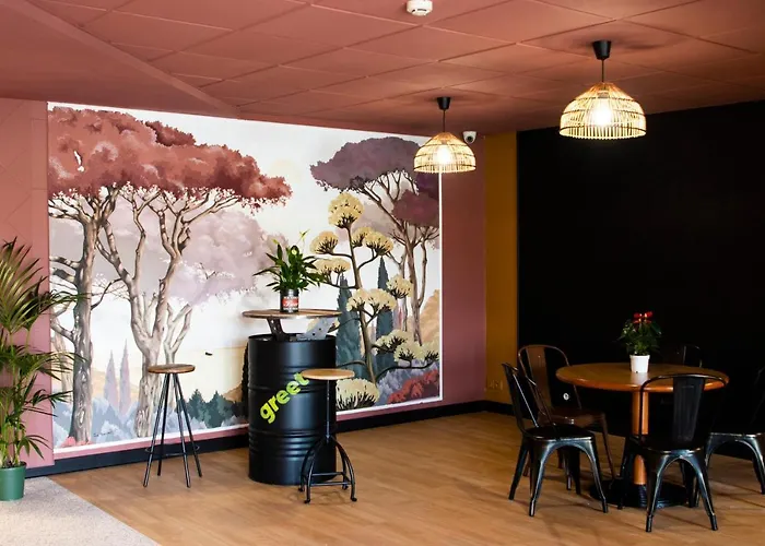 호텔 Greet Castres 3*