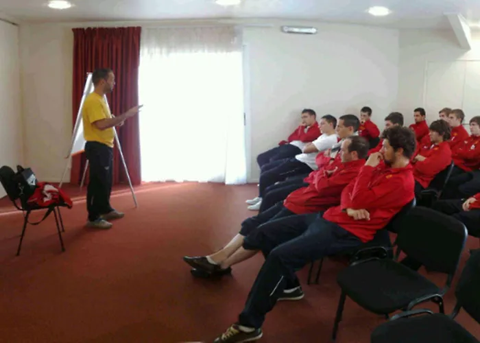 호텔 Greet Castres 3*